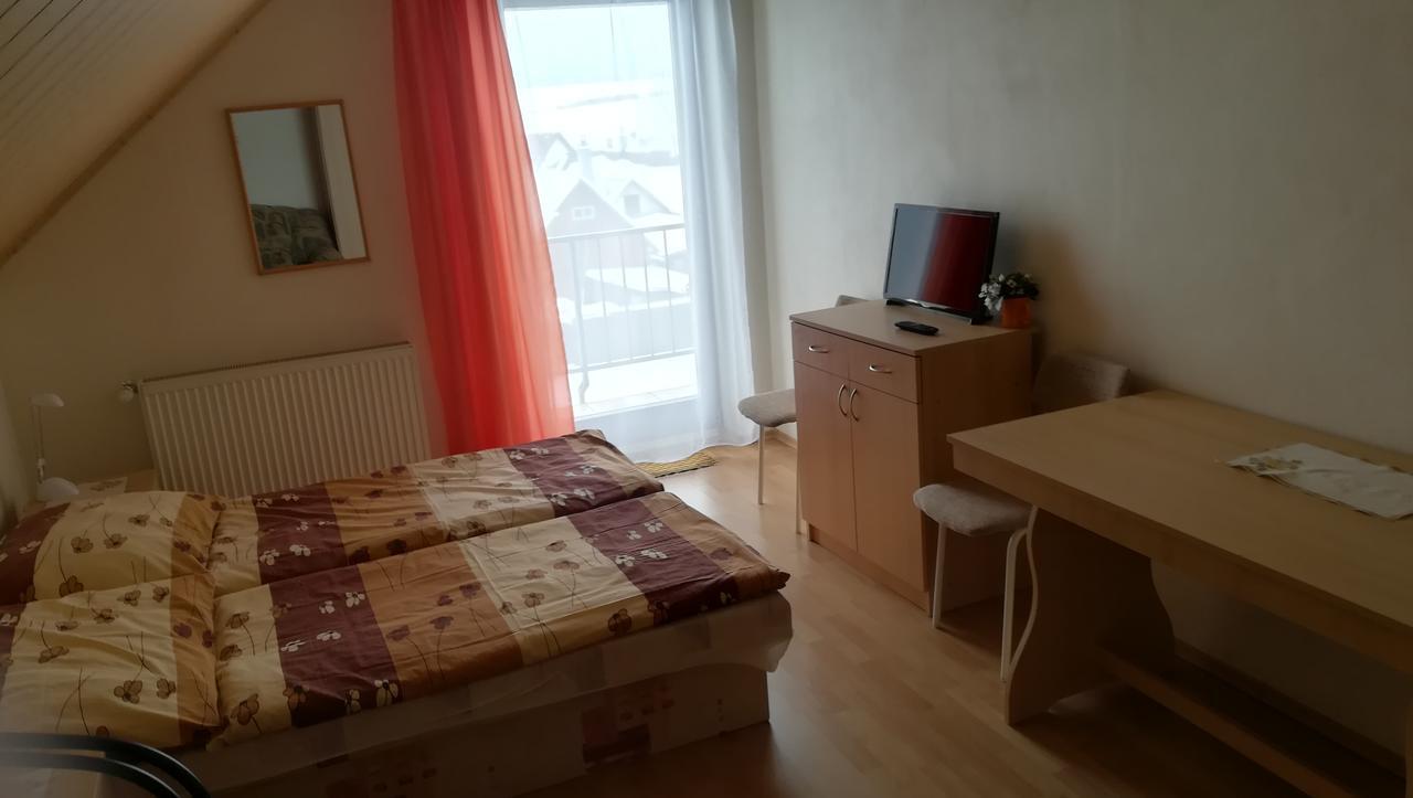 Privat Luptak 호텔 Štrba 외부 사진